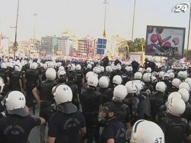Турецкий спецназ силой разогнал протестующих в Стамбуле