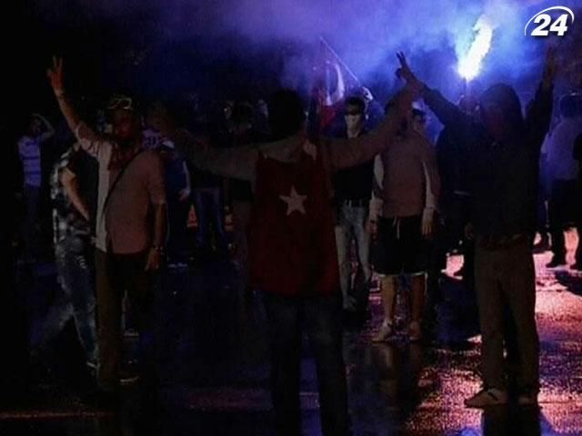 Турецька поліція розігнала наметове містечко в парку Гезі