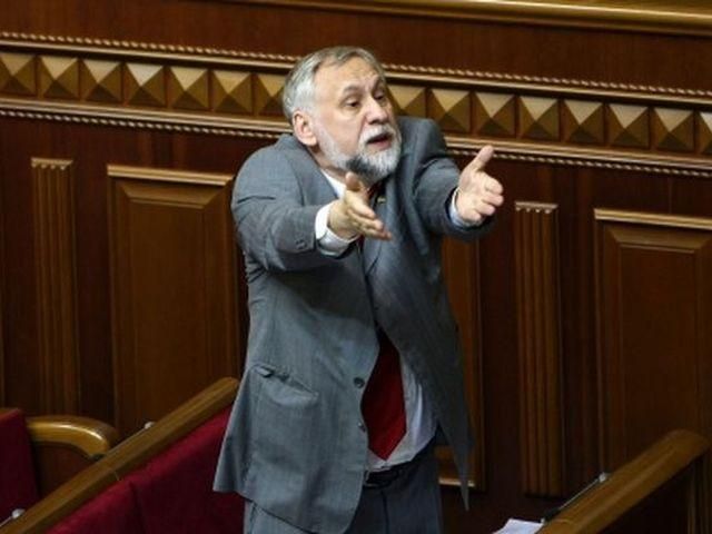 Рыбака обязали изъять удостоверение у Домбровского и Балоги, - Кармазин Рыбака обязали изъять удостоверение у Домбровского и Балоги, - Кармазин