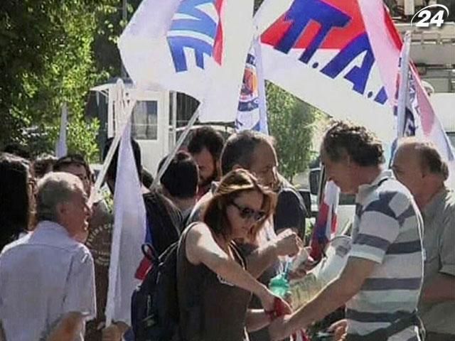 Греки протестуют против закрытия гостелерадио