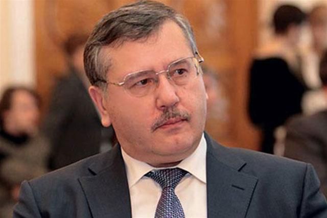 Гриценко не ввійде в об'єднану партію "Батьківщини" і "Фронту змін" Гриценко не ввійде в об'єднану партію "Батьківщини" і "Фронту змін"