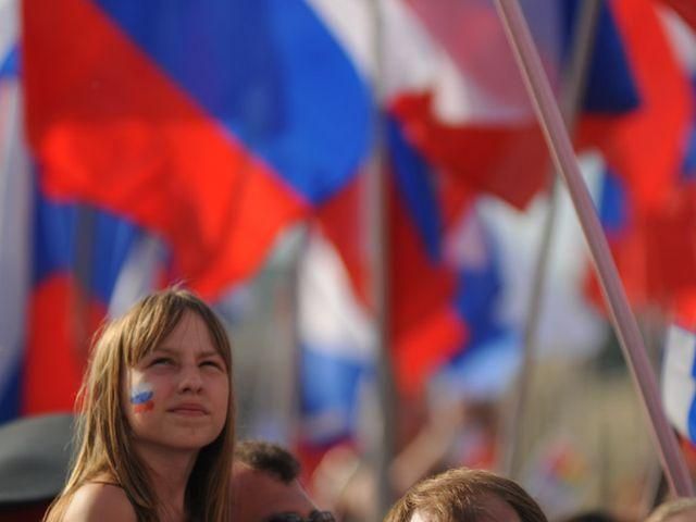 Украинцы стали лучше относиться к России за последний год, - опрос Украинцы стали лучше относиться к России за последний год, - опрос