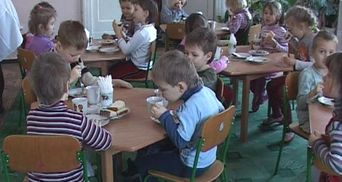 С сентября в Украине появится 22 тысячи новых мест в детсадах, - Табачник