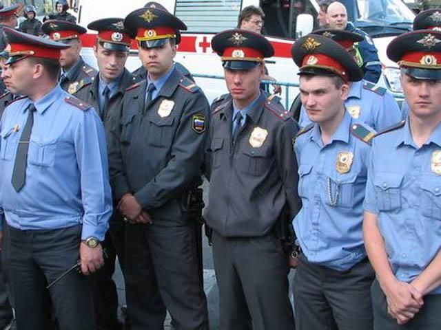 "Батьківщина": Автобуси з людьми на "Вставай, Україно!" не пускають до Миколаєва "Батьківщина": Автобуси з людьми на "Вставай, Україно!" не пускають до Миколаєва