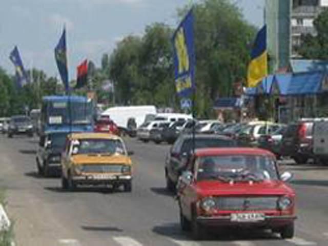 Оппозиция устроила в Николаеве автопробег Оппозиция устроила в Николаеве автопробег