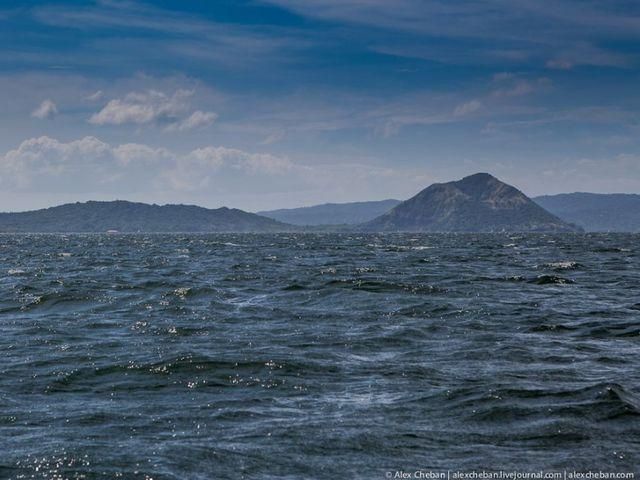 Возле Филиппин затонул паром: судьба около 40 человек неизвестна Возле Филиппин затонул паром: судьба около 40 человек неизвестна