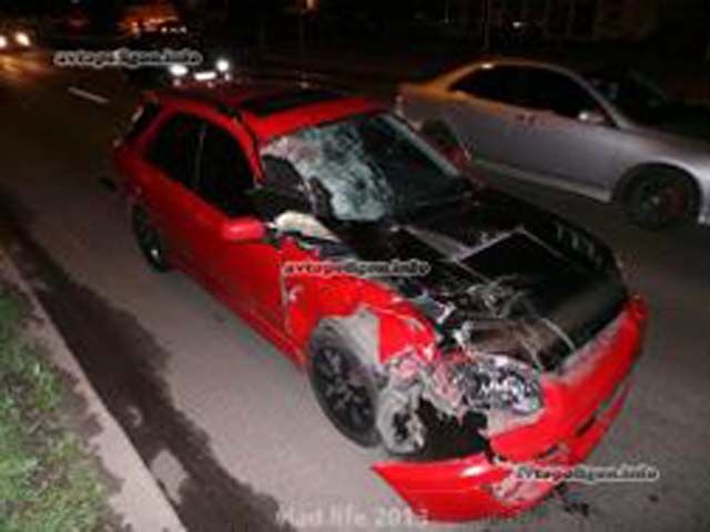 У Києві в ДТП пішохода розірвало навпіл У Києві в ДТП пішохода розірвало навпіл