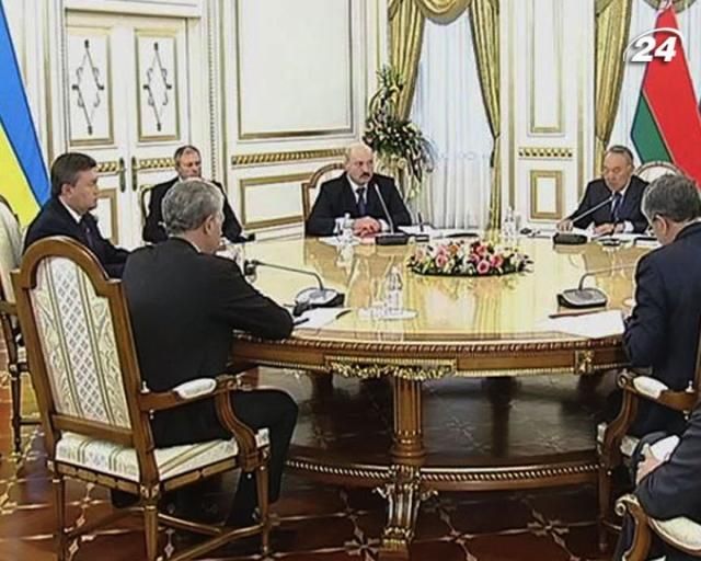 Якщо Україна підпише угоду з ЄС, то втратить можливість участі в МС, - Глазьєв Якщо Україна підпише угоду з ЄС, то втратить можливість участі в МС, - Глазьєв