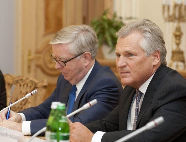 Кокс і Кваснєвський знову приїхали до Тимошенко Кокс і Кваснєвський знову приїхали до Тимошенко