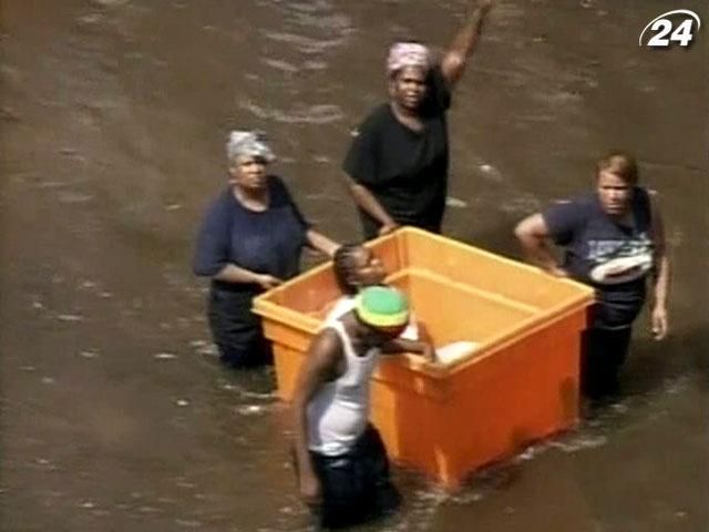 Ураган Катріна у Новому Орлеані: як місто джазу піднялося з руїн (Відео) Ураган Катріна у Новому Орлеані: як місто джазу піднялося з руїн (Відео)