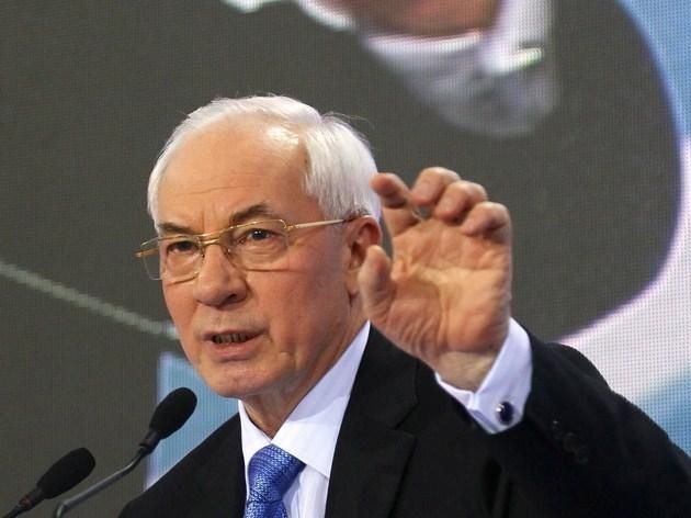 Азаров поехал во Францию на аэрокосмический салон Азаров поехал во Францию на аэрокосмический салон