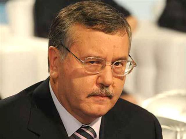 Гриценко: На Банковій я не був уже років чотири, на відміну від Яценюка Гриценко: На Банковій я не був уже років чотири, на відміну від Яценюка