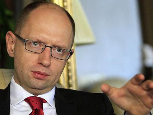 Яценюк вмовив соратників поки що не виключати Гриценка з фракції