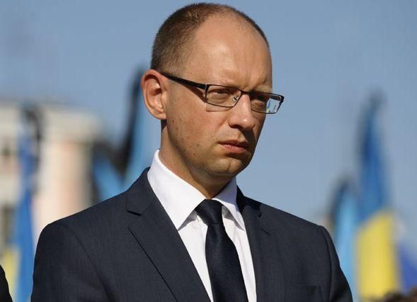 Перед Януковичем Яценюк надует щеки и будет показывать, что он крутой, - эксперт Перед Януковичем Яценюк надует щеки и будет показывать, что он крутой, - эксперт