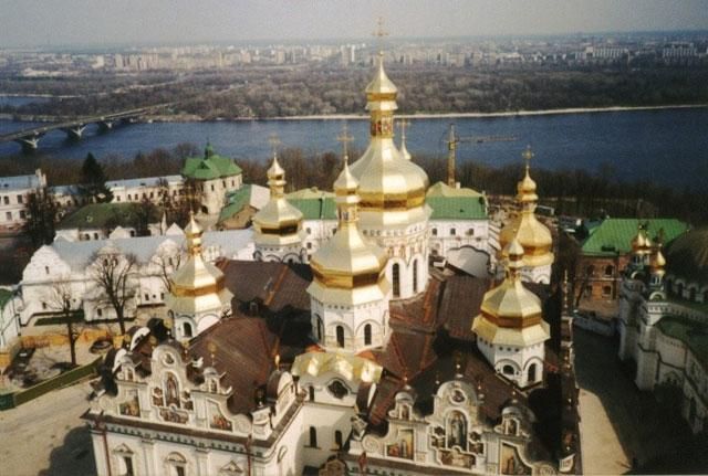 Людину, що викрала монахинь, відправили в СІЗО Людину, що викрала монахинь, відправили в СІЗО