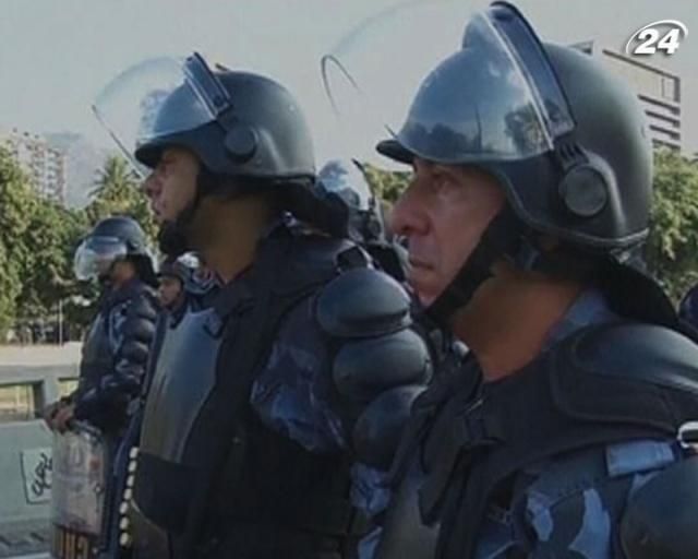 В принимающие города Кубка конфедераций в Бразилии направили войска В принимающие города Кубка конфедераций в Бразилии направили войска