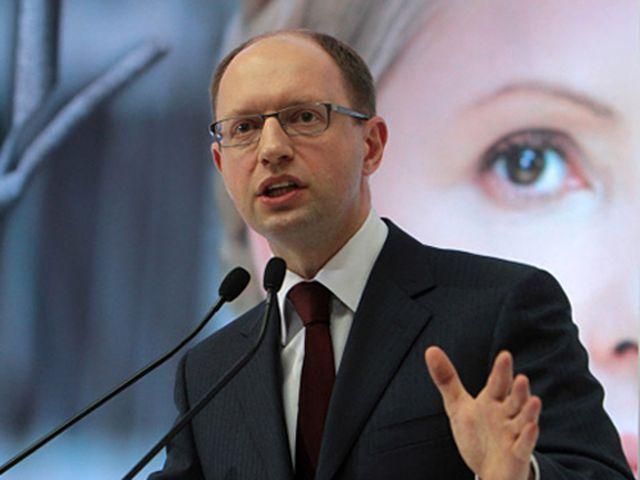 У Януковича рассказали, что Яценюк доволен встречей У Януковича рассказали, что Яценюк доволен встречей