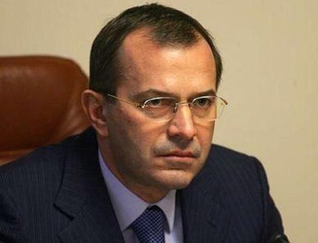 Клюєв судитиметься з Яценюком за "тушок" Клюєв судитиметься з Яценюком за "тушок"