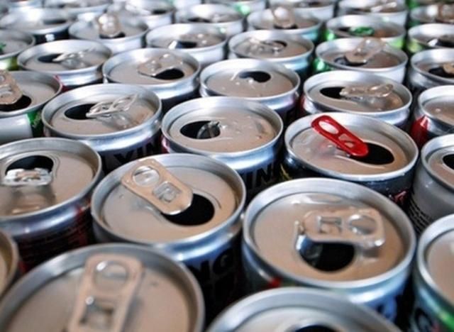 "Свобода" предлагает запретить слабоалкогольные напитки "Свобода" предлагает запретить слабоалкогольные напитки