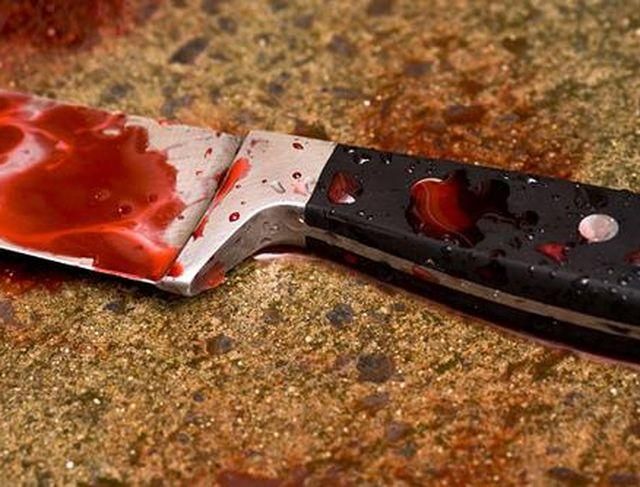 Дівчина жорстоко вбила чоловіка, який запропонував їй статевий акт Дівчина жорстоко вбила чоловіка, який запропонував їй статевий акт