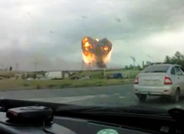 Під Самарою в Росії відновились вибухи розкиданих снарядів Під Самарою в Росії відновились вибухи розкиданих снарядів