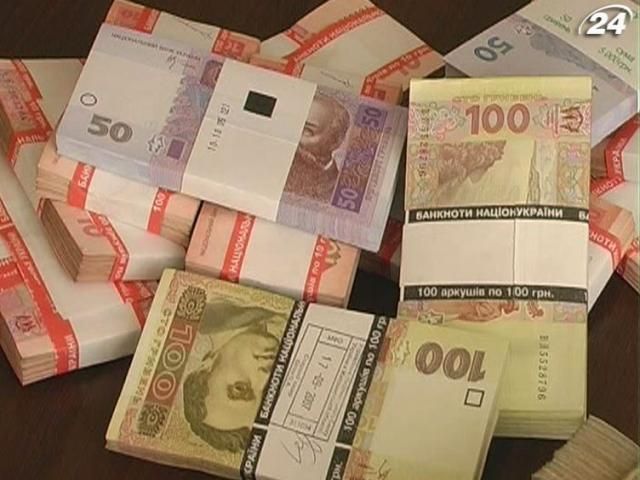 В Україні почали моніторити стиль життя посадовців В Україні почали моніторити стиль життя посадовців