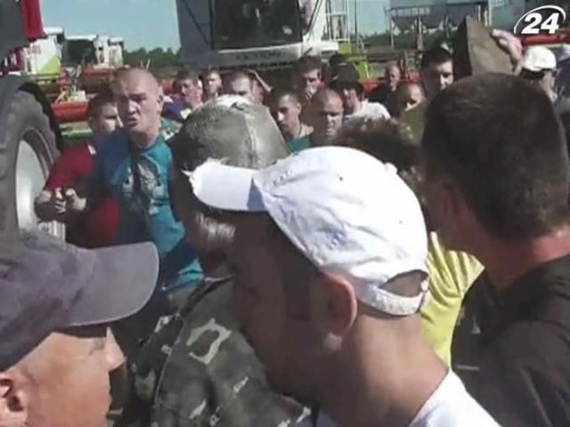 У справі про напад на фірму Корнацьких допитують 20 осіб, - МВС У справі про напад на фірму Корнацьких допитують 20 осіб, - МВС