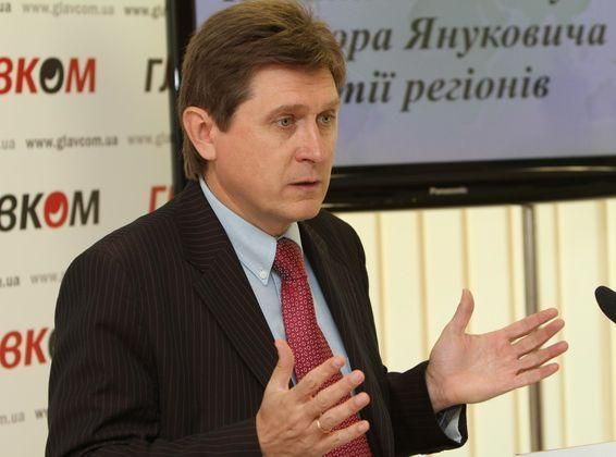 Замість Мусіяки Янукович ввів у Конституційну асамблею Фесенка Замість Мусіяки Янукович ввів у Конституційну асамблею Фесенка