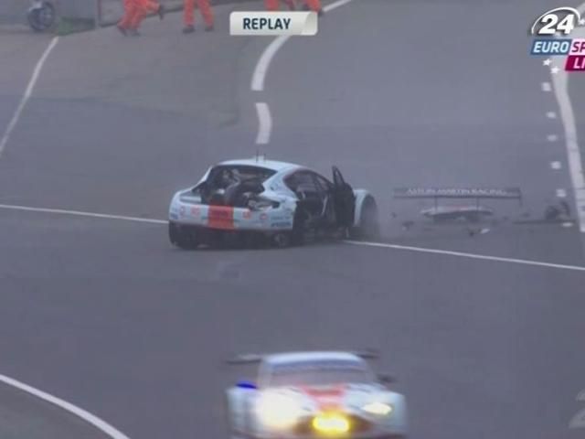 На гонках "24 Heures du Mans" в аварии погиб пилот