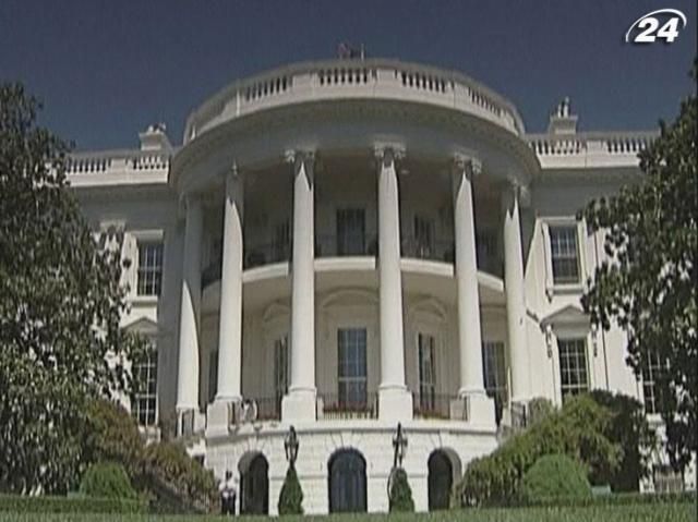 США требуют от Гонконга выдать Эдварда Сноудена США требуют от Гонконга выдать Эдварда Сноудена