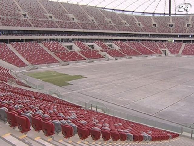 Полякам после Евро-2012 остались дороги и кредиты Полякам после Евро-2012 остались дороги и кредиты