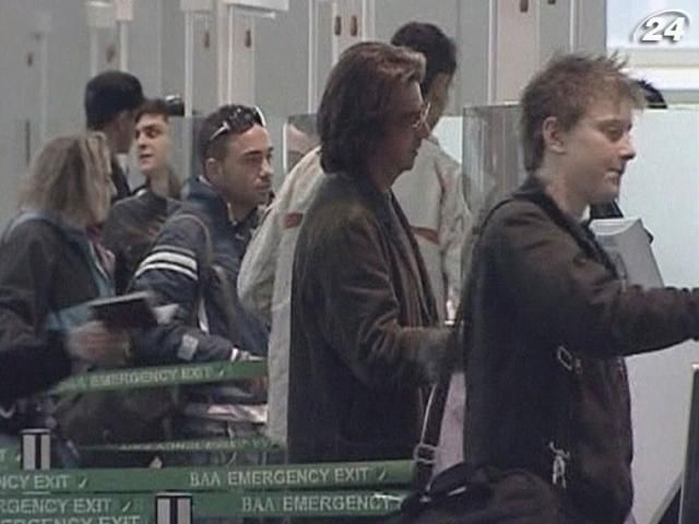 Великобритания будет брать залог с иностранцев из "сомнительных" стран Великобритания будет брать залог с иностранцев из "сомнительных" стран