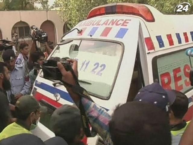 Тіла розстріляних альпіністів доправили до столиці Пакистану Тіла розстріляних альпіністів доправили до столиці Пакистану