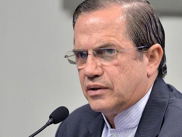 Сноуден попрохав про притулок Еквадор Сноуден попрохав про притулок Еквадор