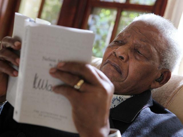 Нельсон Мандела в критическом состоянии Нельсон Мандела в критическом состоянии