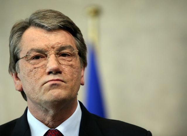 На Ющенко подали в суд за газовые контракты с Россией