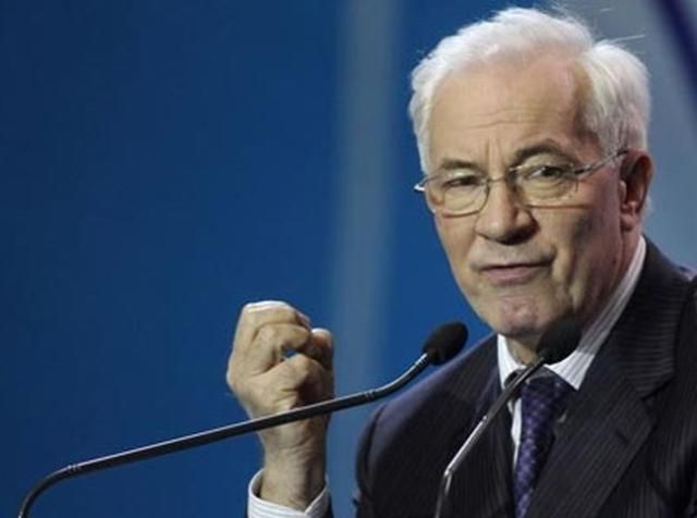 Азаров объясняет, что Украина развивается благодаря политической стабильности Азаров объясняет, что Украина развивается благодаря политической стабильности