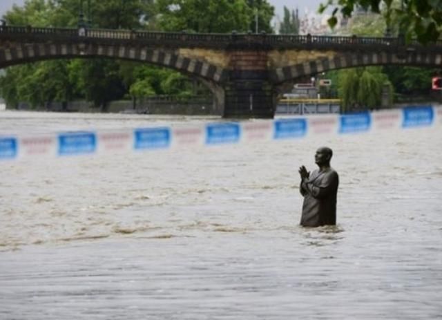 Из-за ливней Чехии грозит новое наводнение