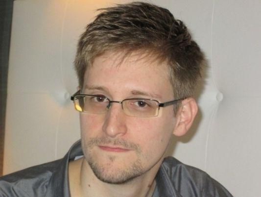 Обама не підніматиме реактивні літаки для перехоплення Сноудена Обама не підніматиме реактивні літаки для перехоплення Сноудена