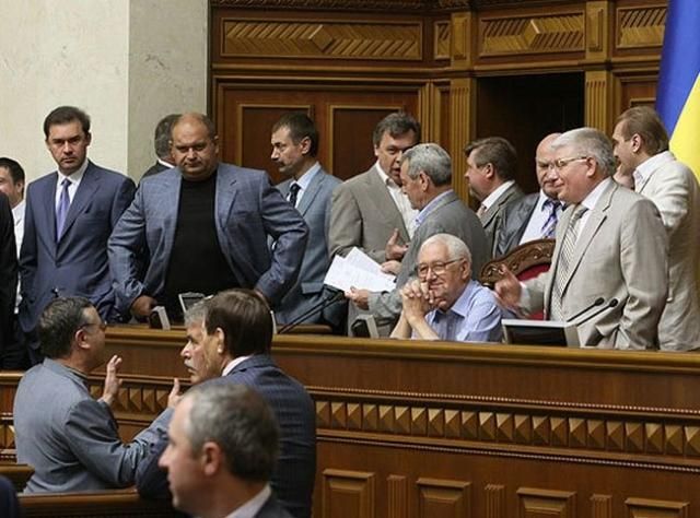 Заради євроінтеграції опозиціонери готові відмовитись від канікул Заради євроінтеграції опозиціонери готові відмовитись від канікул