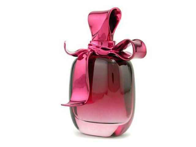 Для аэропорта в Сочи разработали специальный парфюм Для аэропорта в Сочи разработали специальный парфюм