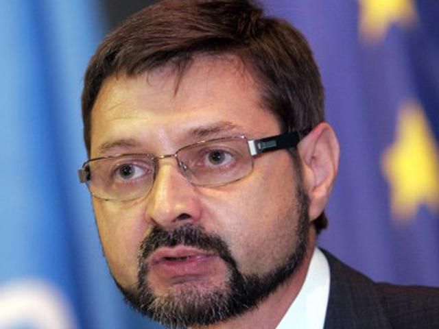 Регіонал: ПАРЄ вирішила не політизувати ситуацію навколо України перед самітом