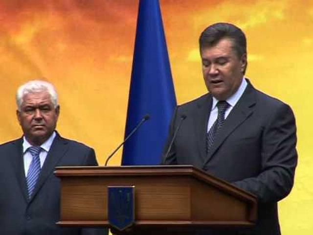 Віктор Янукович побажав молоді невичерпної енергії