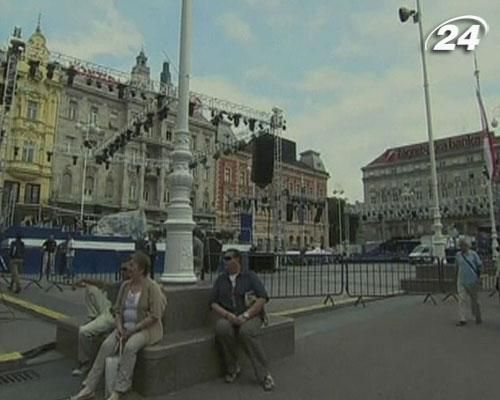 Від сьогодні Хорватія - член Європейського Союзу Від сьогодні Хорватія - член Європейського Союзу