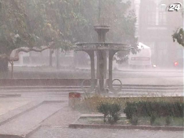 Сегодня в Украине - штормовое предупреждение - 2 июля 2013 - Телеканал новин 24 Сегодня в Украине - штормовое предупреждение - 2 июля 2013 - Телеканал новин 24