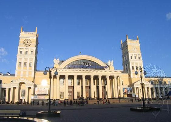 Харьковский вокзал "заминировал" психически неуравновешенный Харьковский вокзал "заминировал" психически неуравновешенный