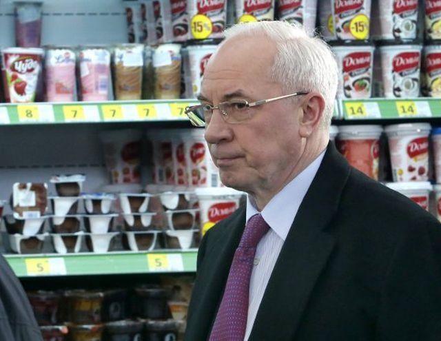 Азаров хоче забудувати Україну новими хлібними магазинами Азаров хоче забудувати Україну новими хлібними магазинами