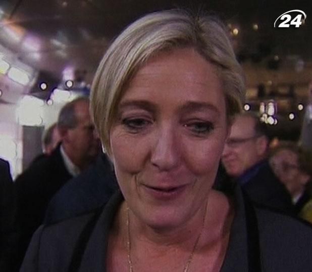 Европарламент лишил депутатской неприкосновенности Марин Ле Пен Европарламент лишил депутатской неприкосновенности Марин Ле Пен