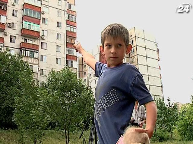 В Донецке мужчина выстрелил в детей, которые играли петардами