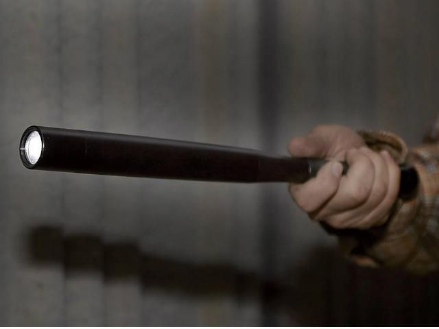 На Кіровоградщині п'яні міліціонери побили подружжя з Росії На Кіровоградщині п'яні міліціонери побили подружжя з Росії